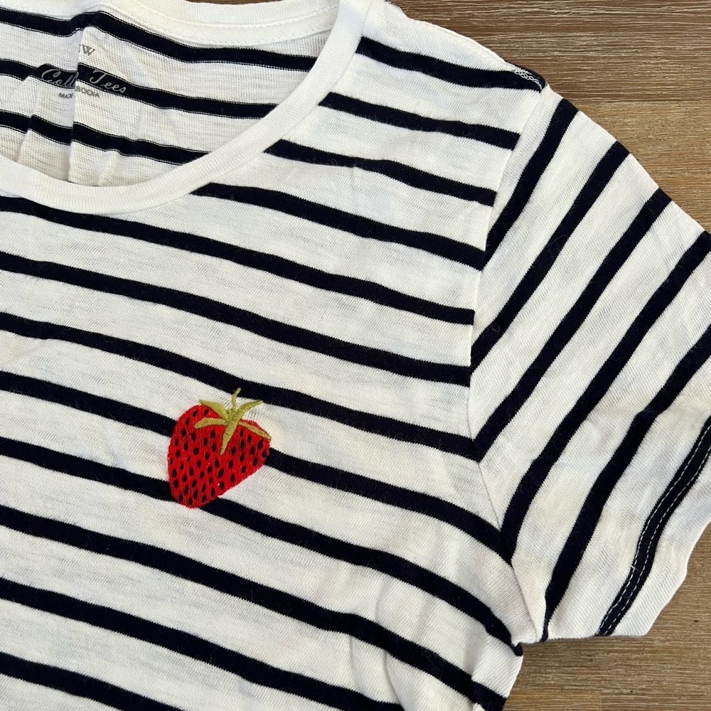 J. Crew Striped Summer Tee w/ Strawberry! 100% cotton Small